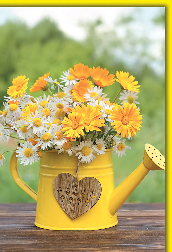 Blankokarte Romantisch: Gelbe Gießkanne mit Margeriten und Calendula, Holzherz