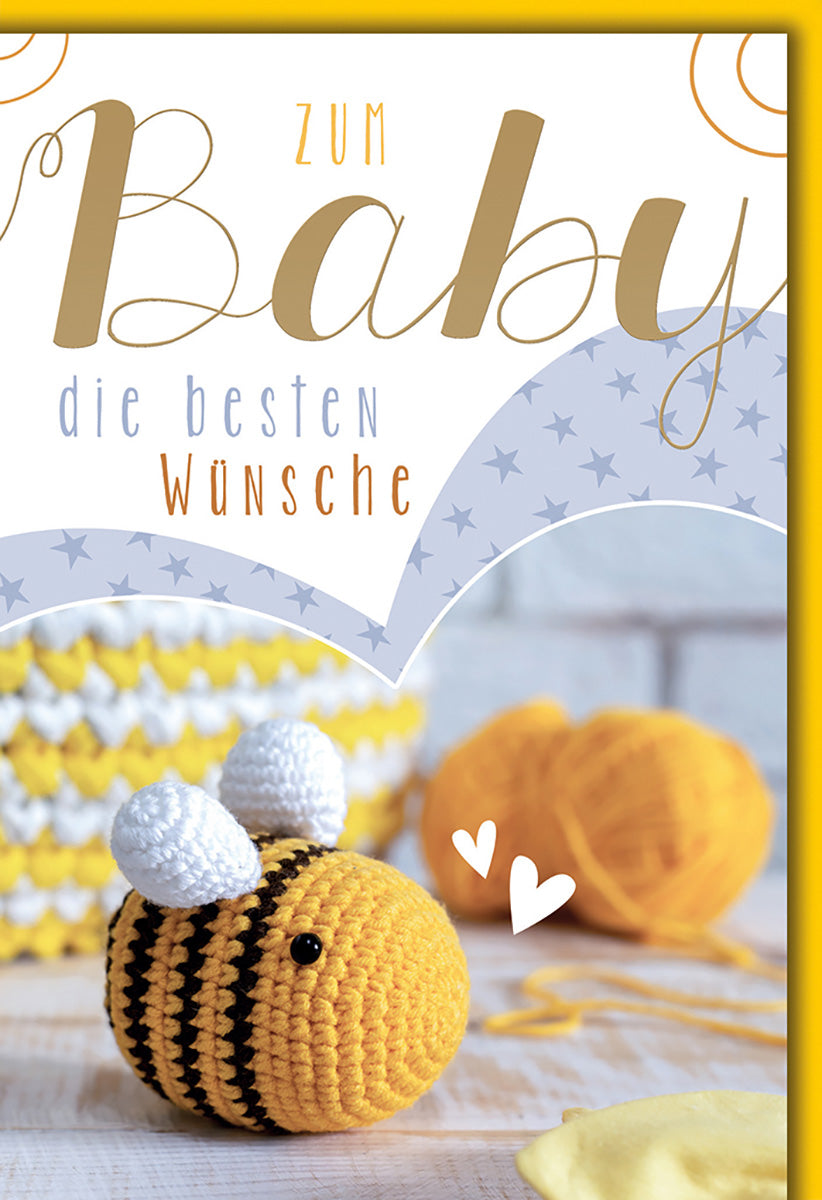 Geburtskarte: Niedliche Häkelbiene mit Herzmotiven in Gelb-Weiß für liebevolle Babywünsche