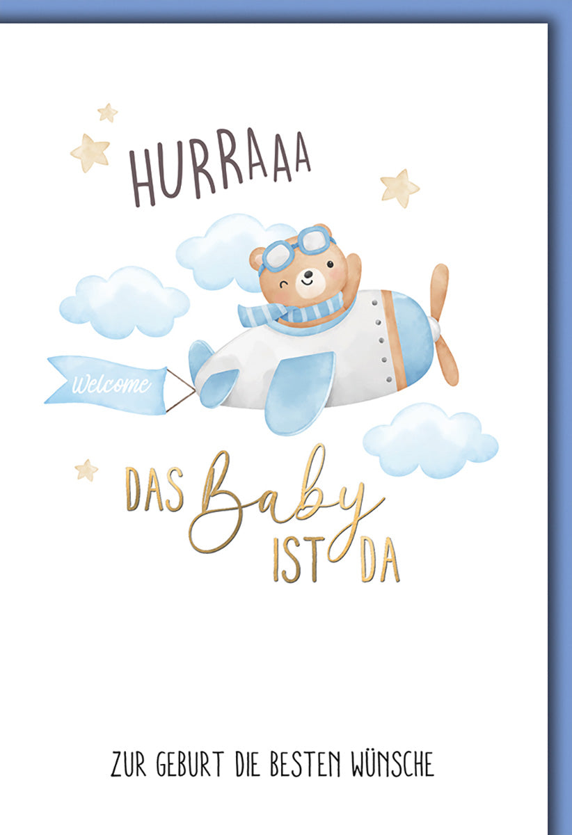Geburtskarte: Niedlicher Bär im Flugzeug, Pastellfarben, für Jungen, mit Wolken und Sternen